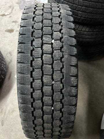 4 x LT225/75R16 115/112Q Bridgestone Blizzak W965