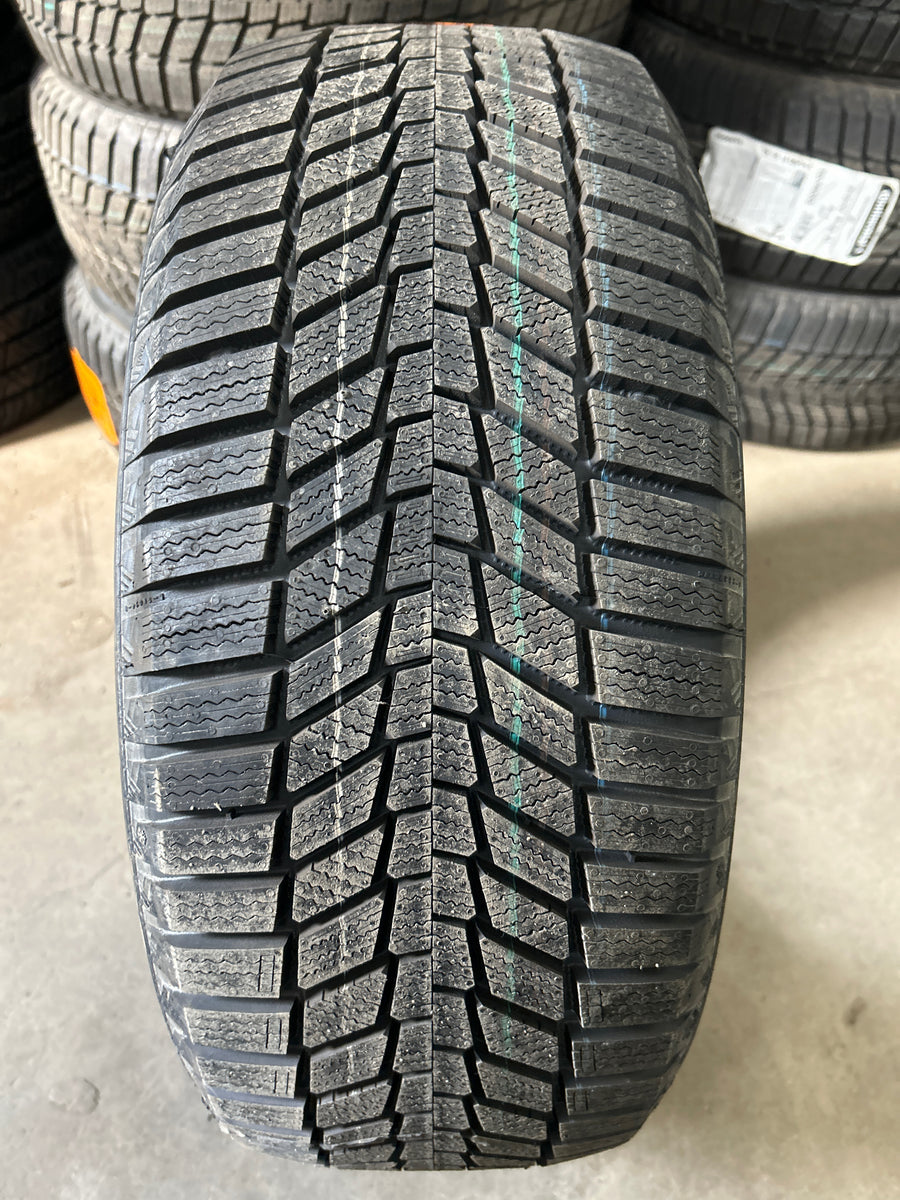4 x P215/55R16 97H Continental WinterContact SI