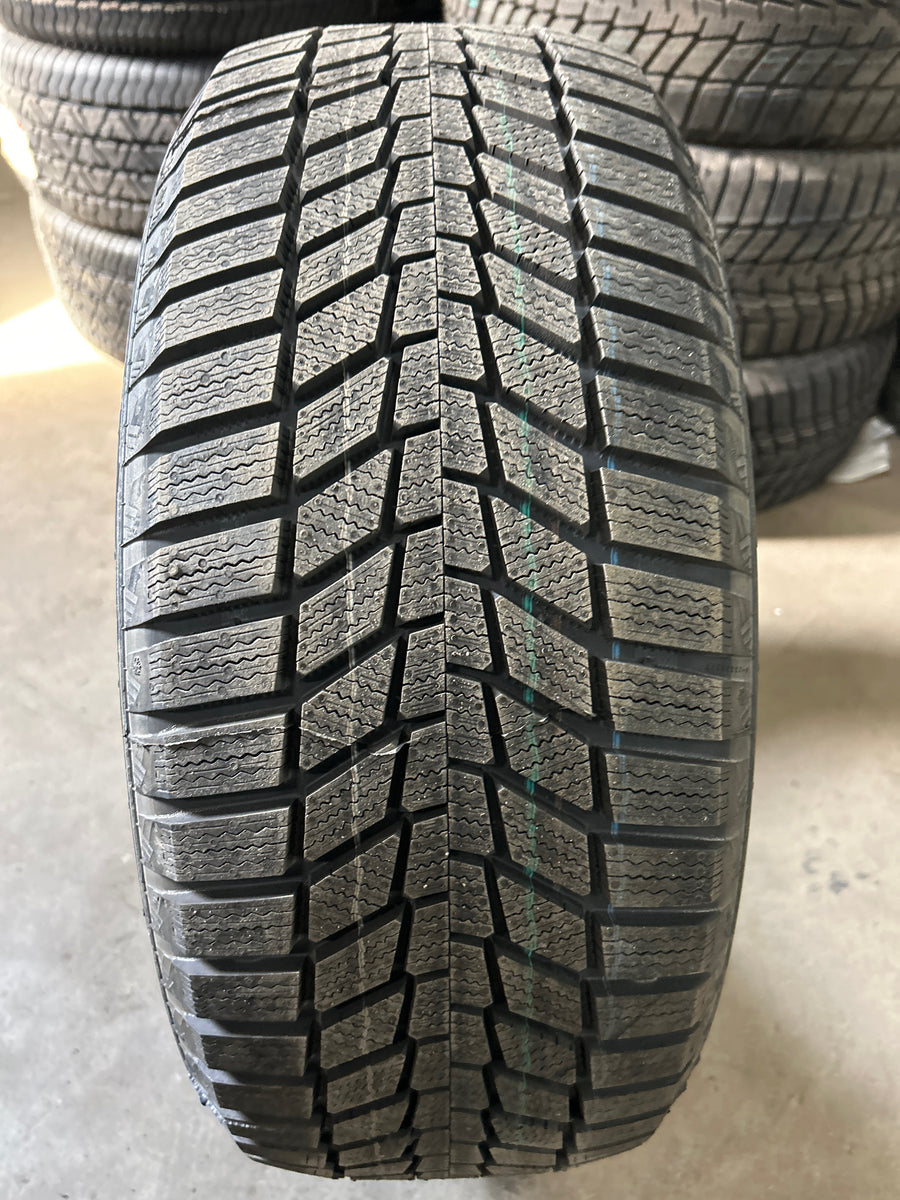 4 x P215/55R16 97H Continental WinterContact SI