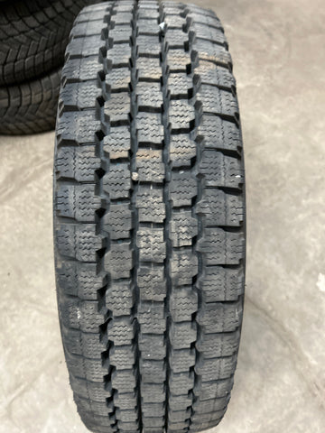 1 x LT225/75R16 115/112Q Bridgestone Blizzak W965