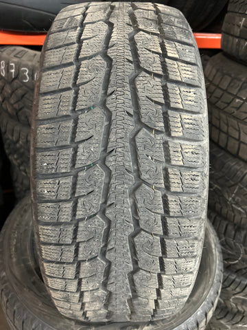 4 x P215/55R17 98H Toyo Observe GSi-6 HP