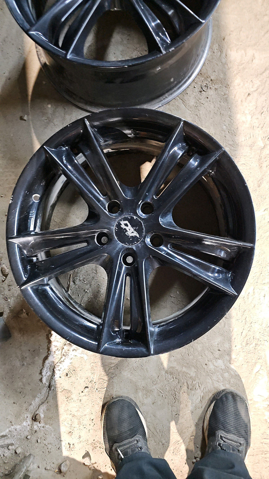 4 x 8/0R18  DAI alloys