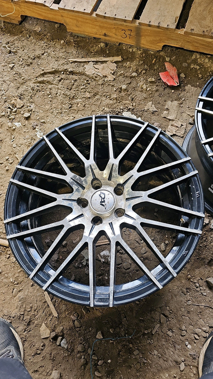 4 x 8/0R18  DAI alloys