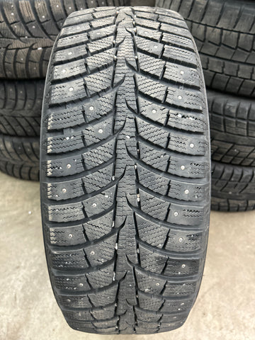 4 x P215/55R17 98T Laufenn i Fit Ice