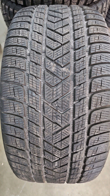 4 x P295/35R21 107V Pirelli Scorpion Winter