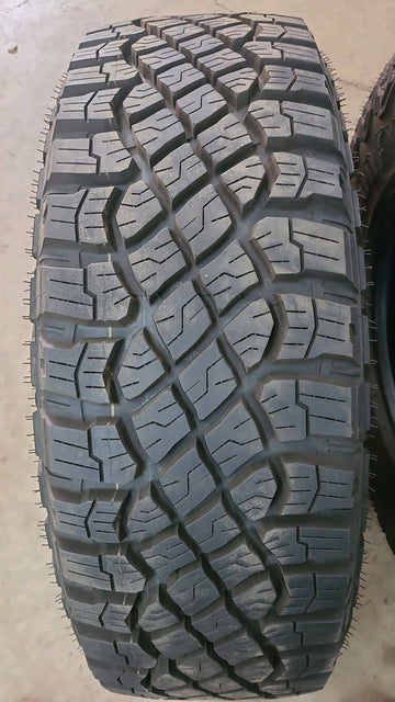 4 x LT275/70R18 115/120Q Goodyear Territory MT