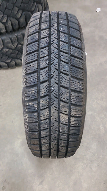 1 x P205/60R16 92T Goodyear Winter Command