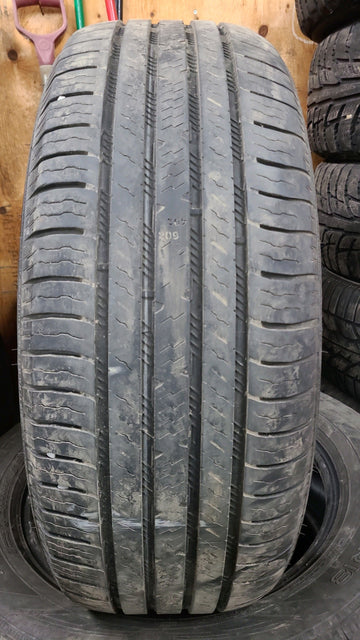 1 x P235/60R18 107V Nokian One