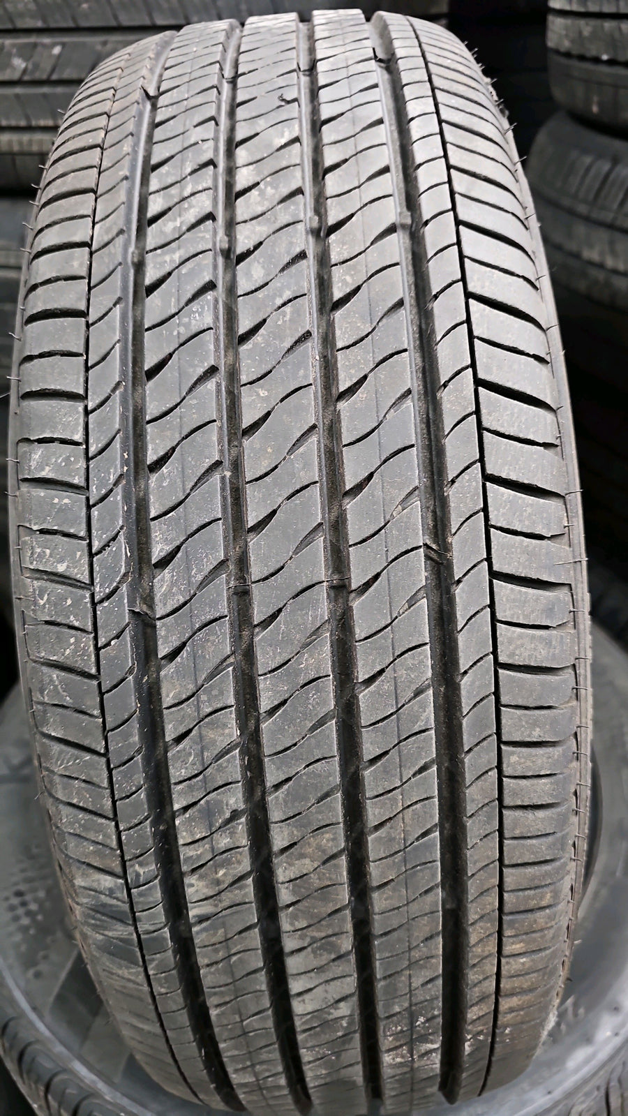 4 x P205/55R17 91V Firestone FT140