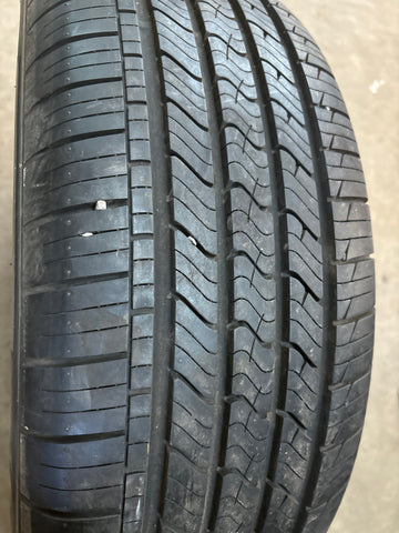 2 x P235/60R17 102H GT Radial Maxtour LX