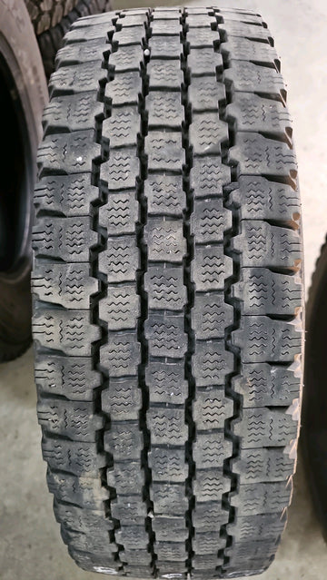 4 x LT225/75R16 115/112Q Bridgestone Blizzak W965