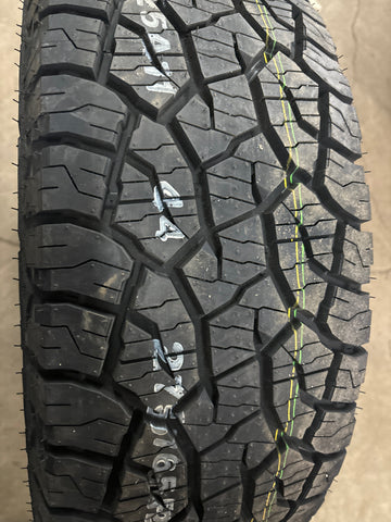 4 x P275/65R18 116T Kumho Road Venture AT52