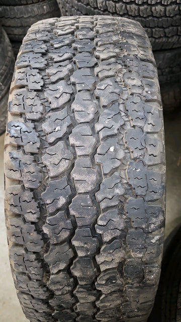 1 x LT275/65R20 126/123S Goodyear Wrangler AT Adventure W/Kevlar (LT)