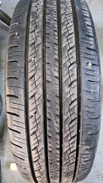 2 x P225/65R17 102H Toyo Open Country A38