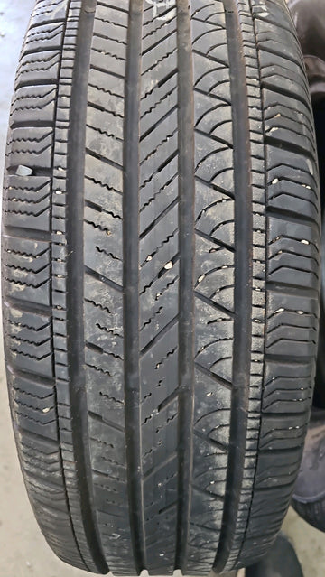 2 x P235/65R17 102H Continental CrossContact LX