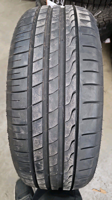 1 x P215/55R17 98W Minerva Radial F205