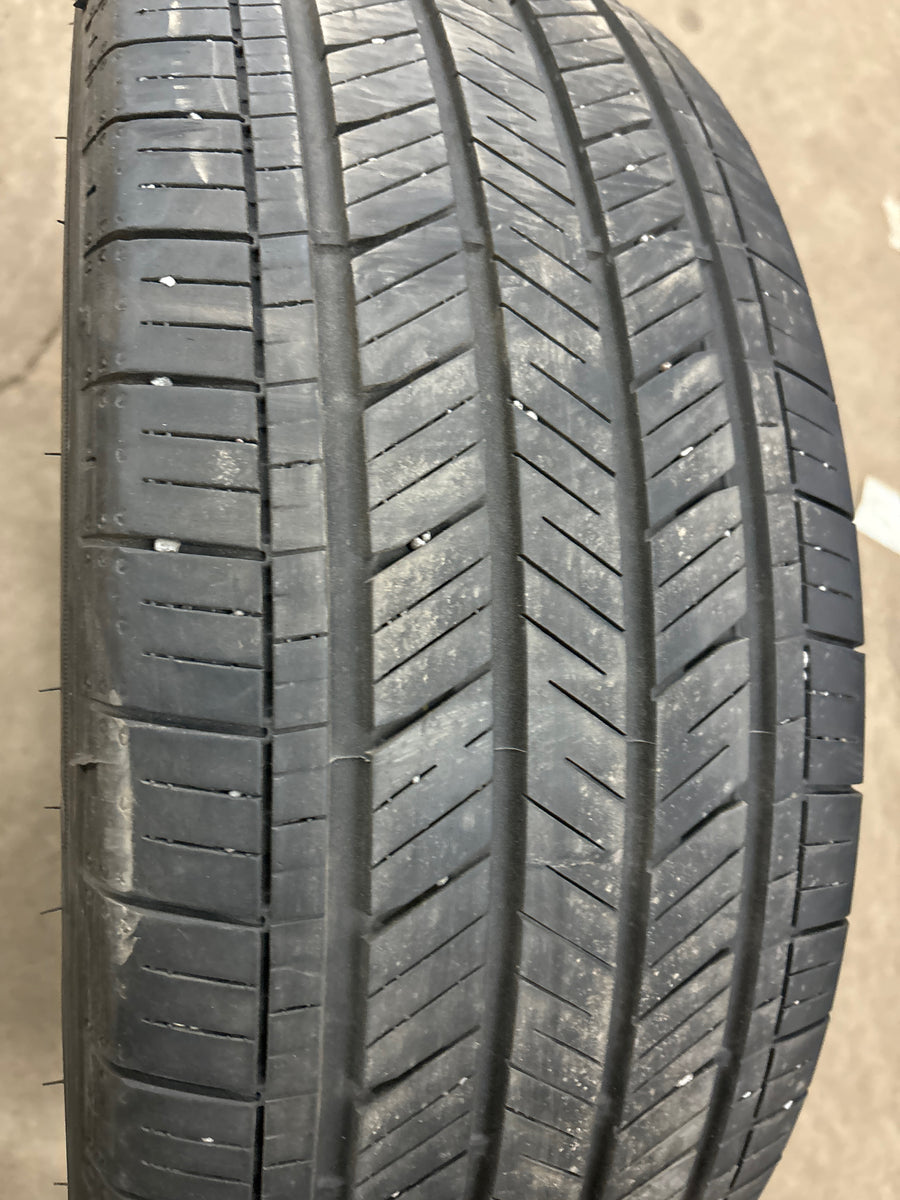 2 x P235/55R19 101H Goodyear Assurance