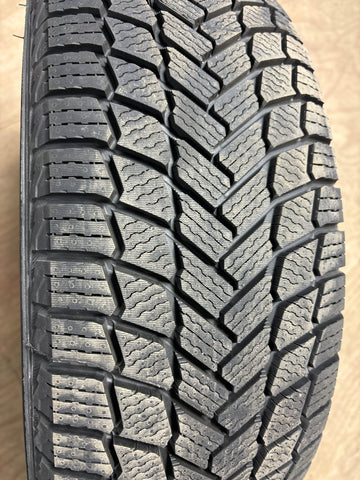 4 x P235/65R17 108T Michelin X-Ice Snow