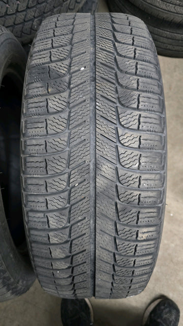 2 x P215/55R18 99H Michelin X-ice Xi3