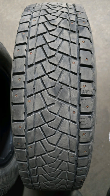 4 x P215/70R16 99S Techno Alaska M-2