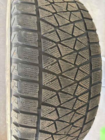 4 x P255/55R19 111T Bridgestone Blizzak DM-V2