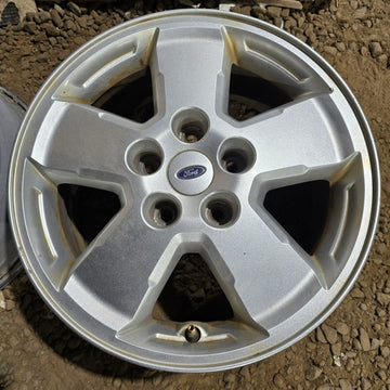 4 x 7/0R16  Ford Escape