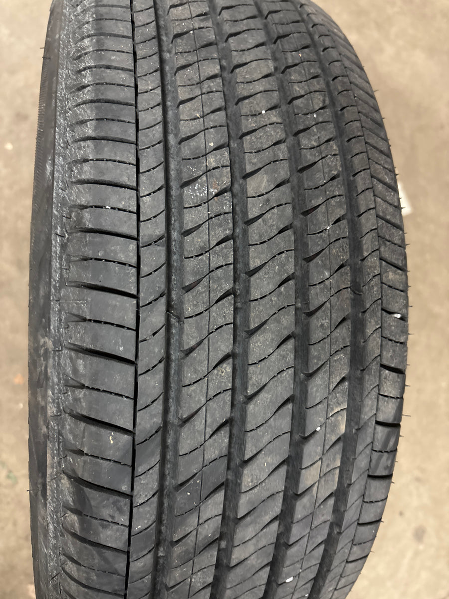 4 x P205/55R17 91V Firestone FT140