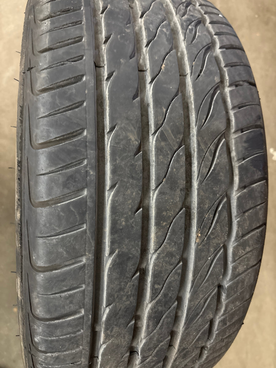 4 x P235/45R18 98W Farroad FRD26