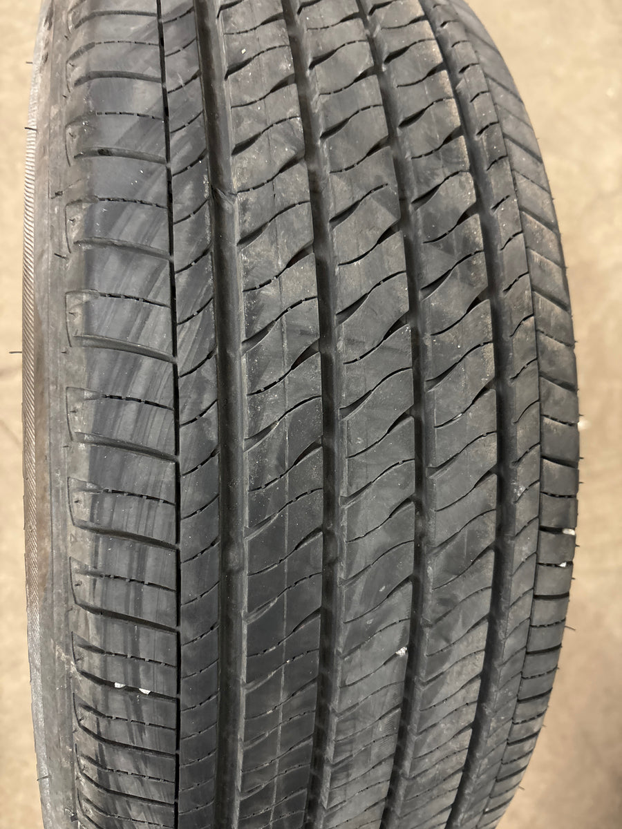 4 x P205/55R17 91V Firestone FT140