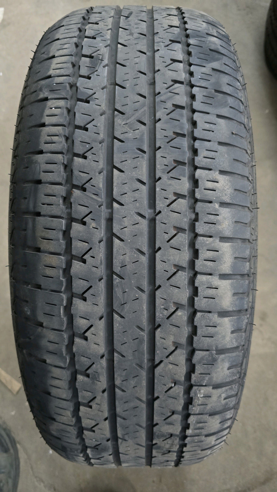 1 x P235/60R17 100T Firestone FR710