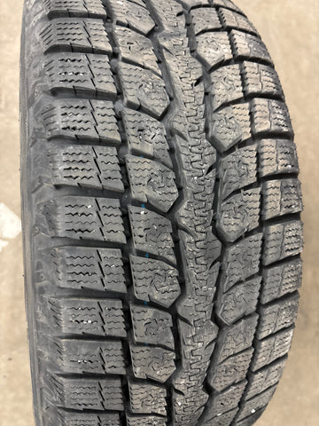 4 x 215/60R16 95H Toyo Observe GSi-6