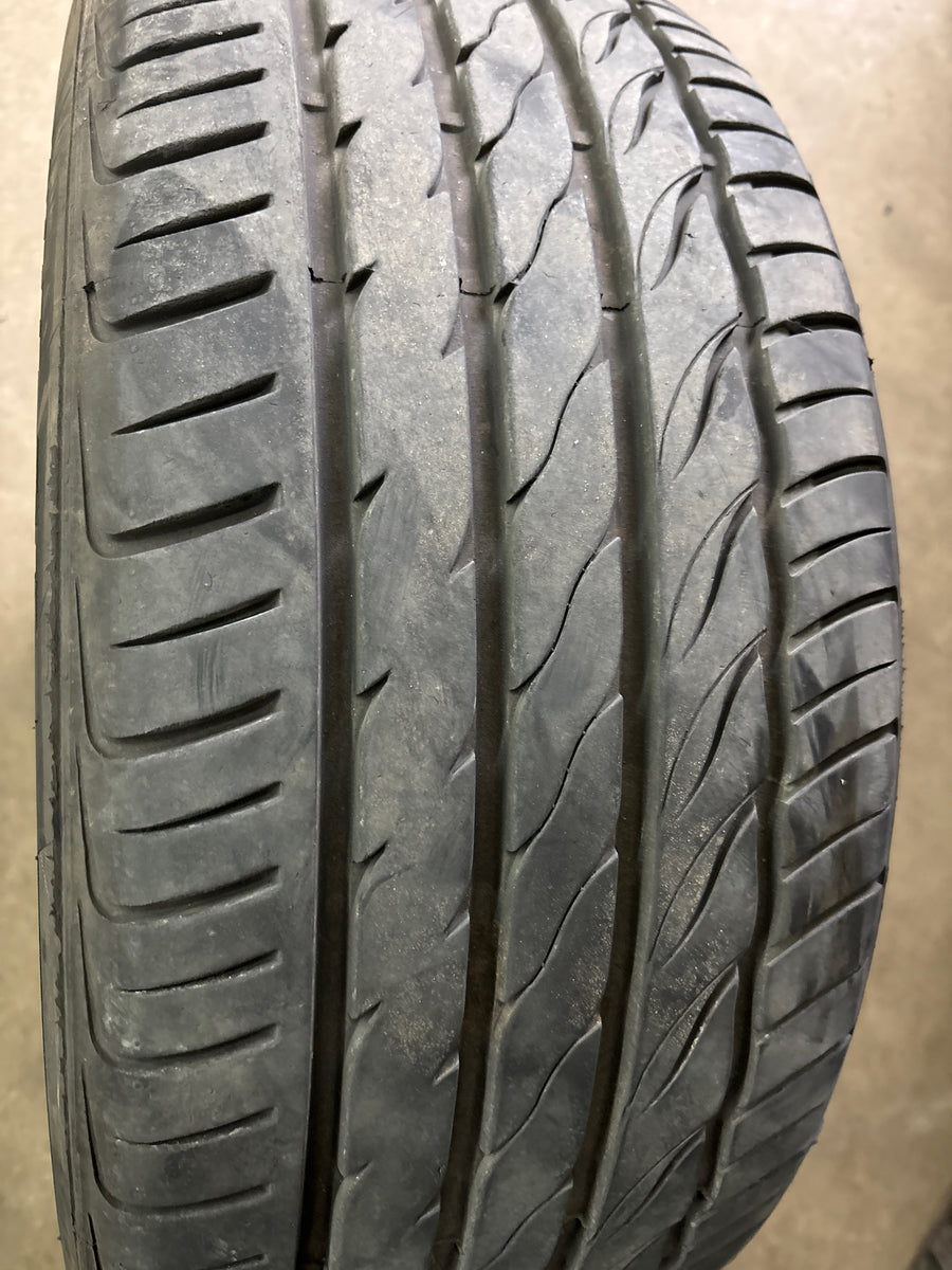 4 x P235/45R18 98W Farroad FRD26