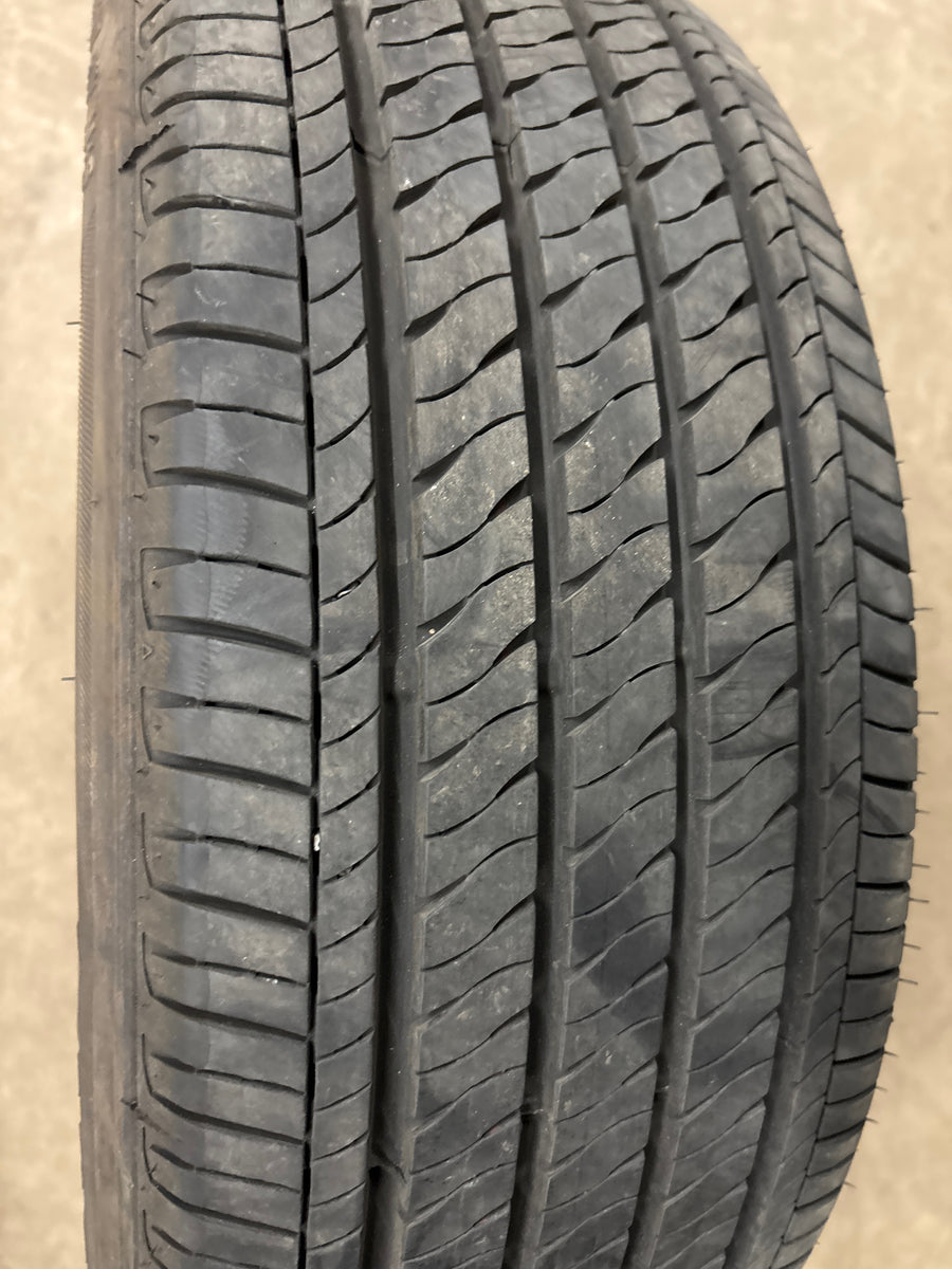 4 x P205/55R17 91V Firestone FT140