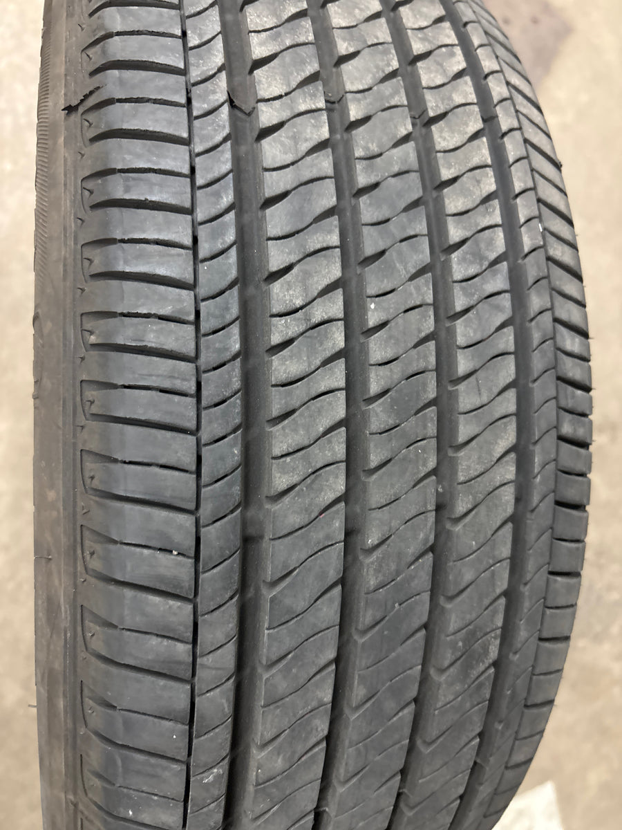 4 x P205/55R17 91V Firestone FT140