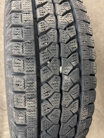 2 x LT225/75R16 115/112R Bridgestone Blizzak LT