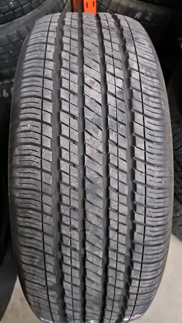 4 x P235/65R17 104T Yokohama Avid S34