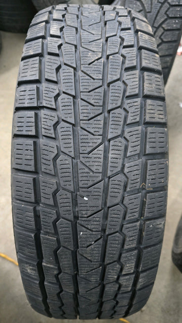 1 x P205/60R16 92H Yokohama Ice Guard IG53