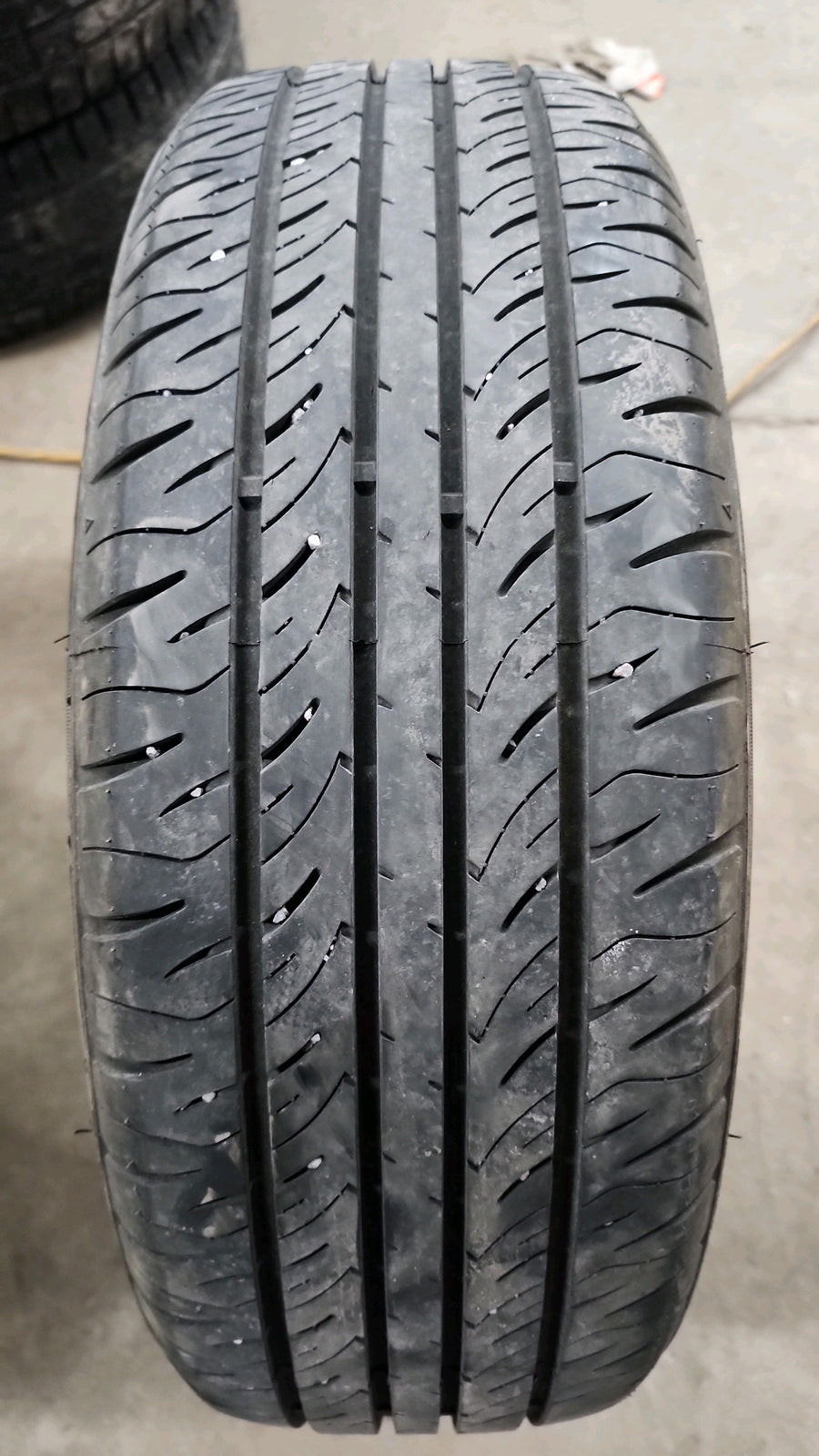 4 x P195/65R15 91V Farroad FRD16