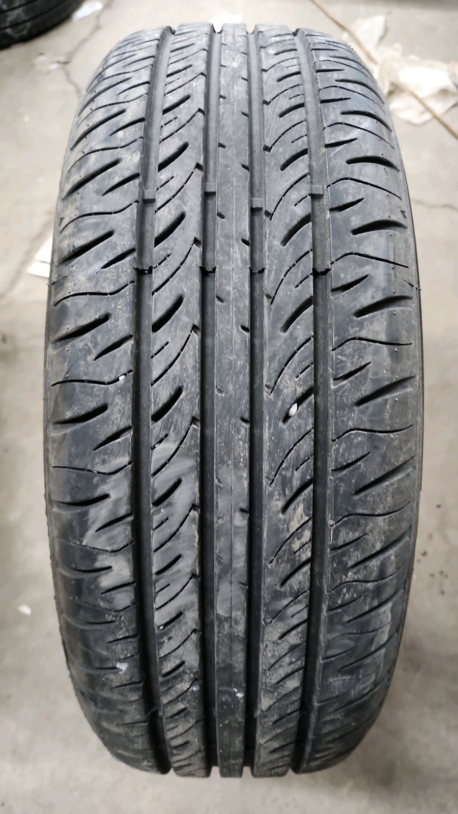 4 x P195/65R15 91V Farroad FRD16