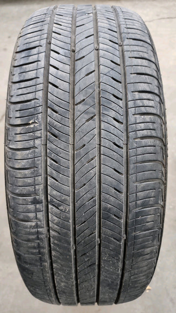 1 x P215/55R17 94V Kumho Solus TA31+