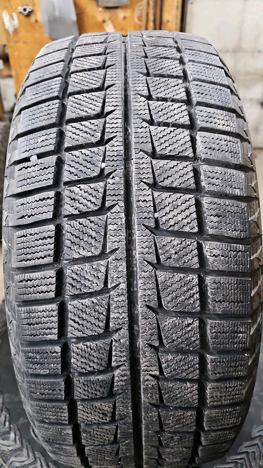 4 x P235/50R18 101T Westlake SW618*