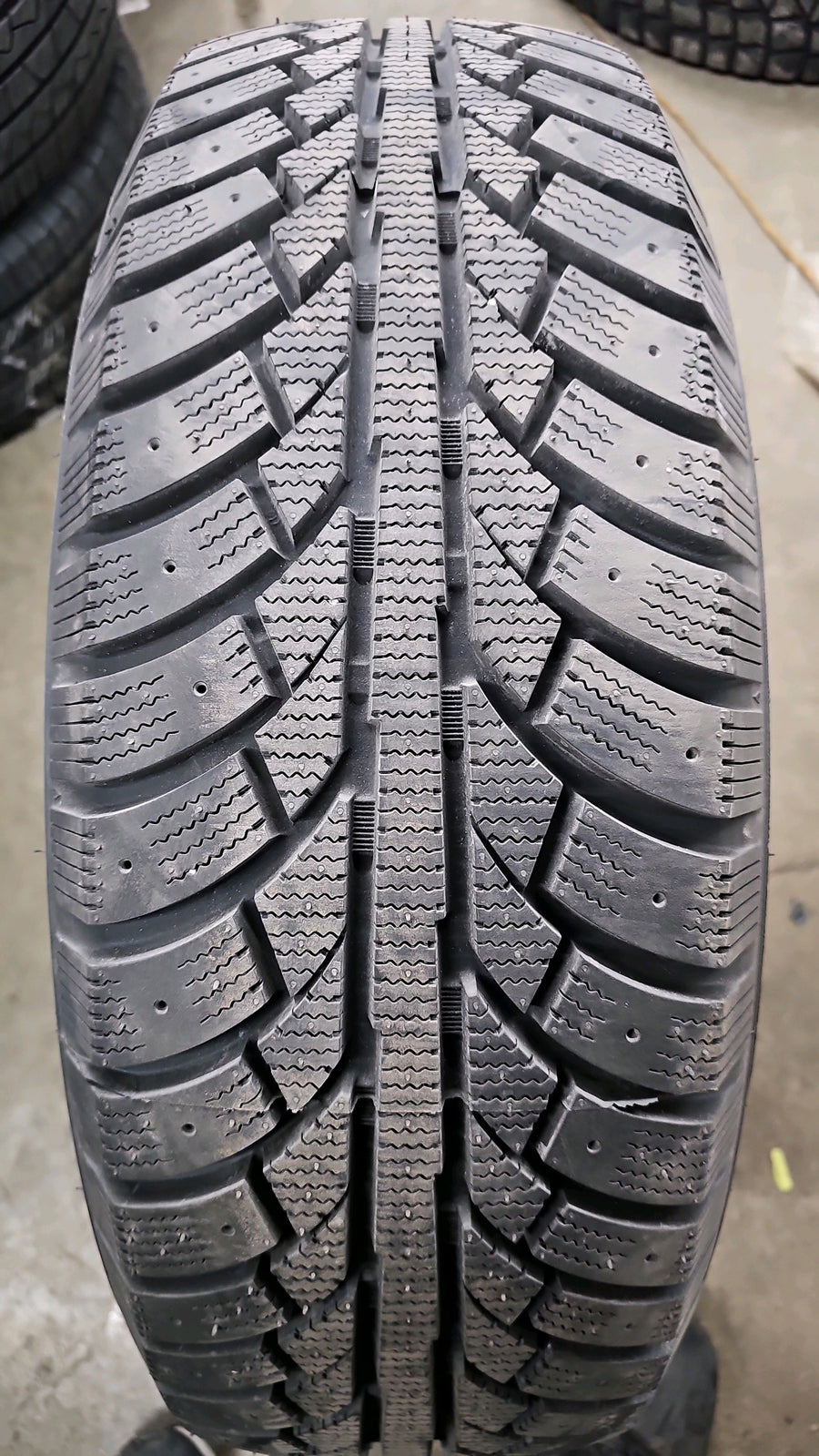 4 x P225/65R17 102T Westlake SW606