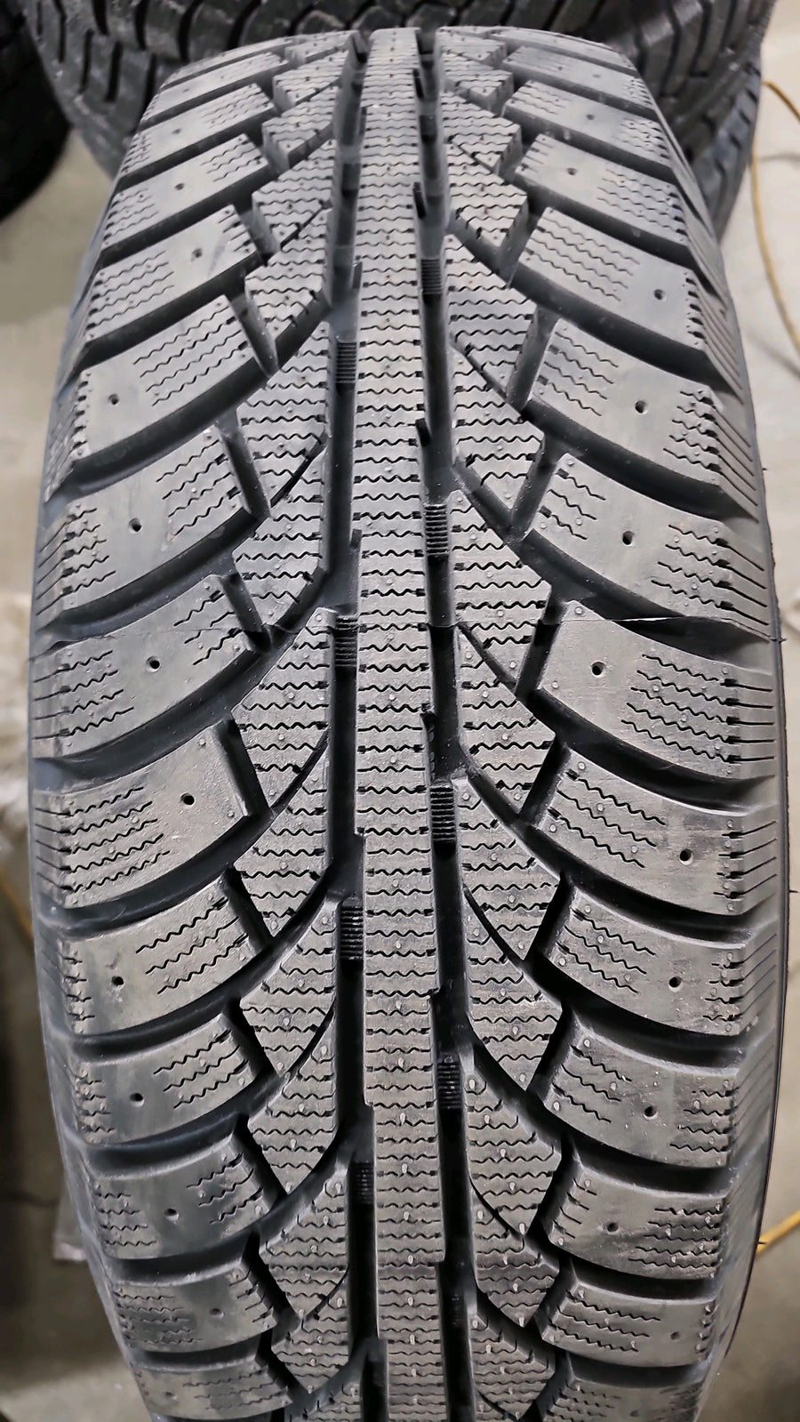 4 x P225/65R17 102T Westlake SW606