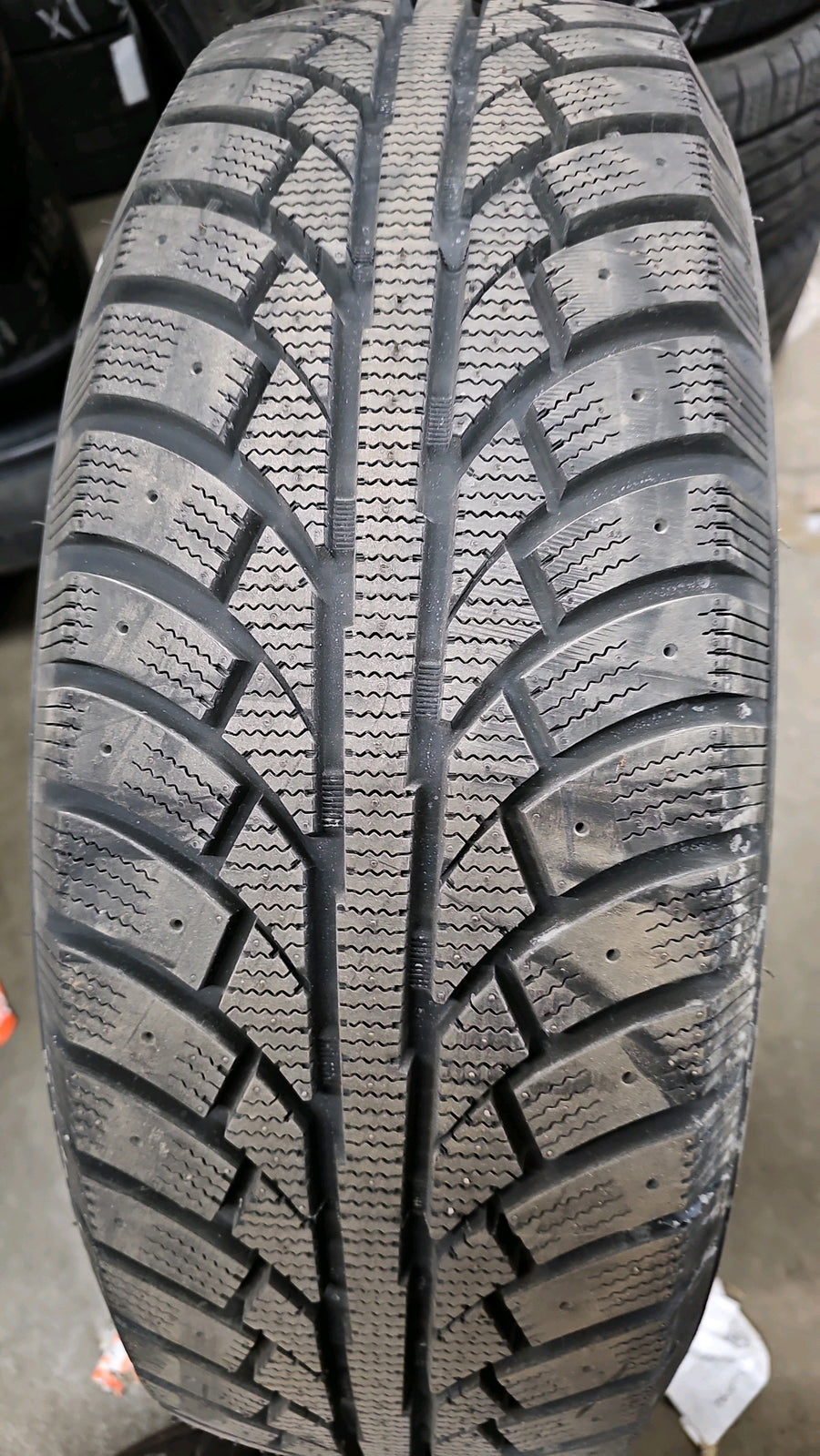 4 x P225/65R17 102T Westlake SW606