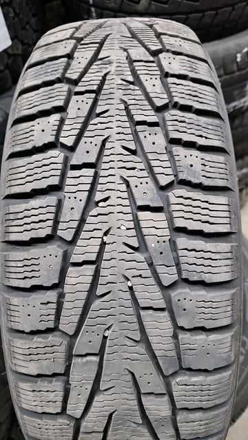 2 x P215/70R16 100T Nokian Nordman 7 SUV