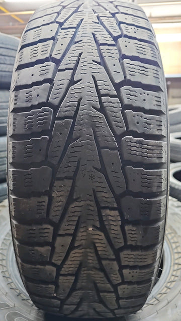 1 x P215/70R16 100T Nokian Nordman 7 SUV