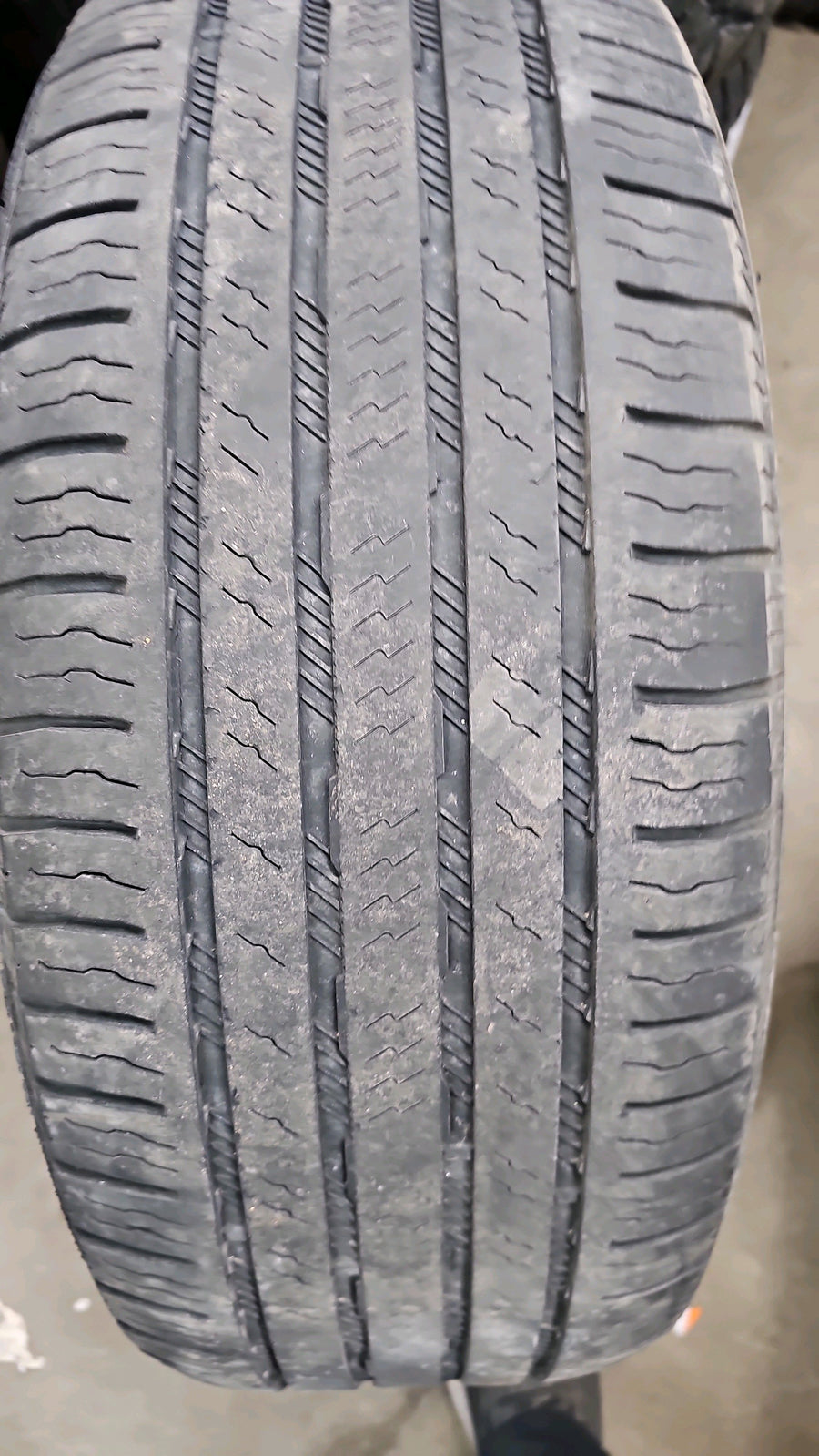 4 x P225/60R17 99H Nokian One