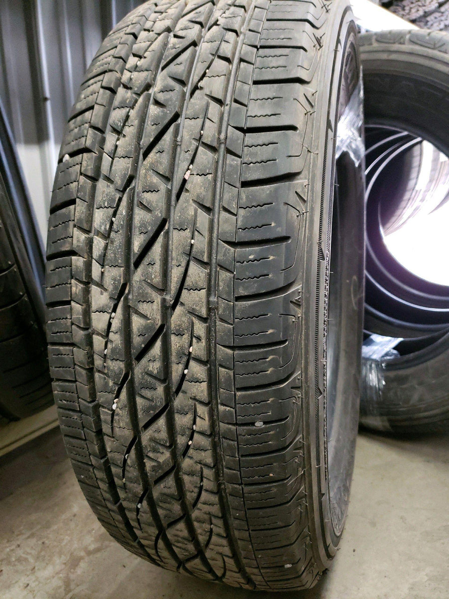 4 x P235/65R17 104H Firestone Destination LE2