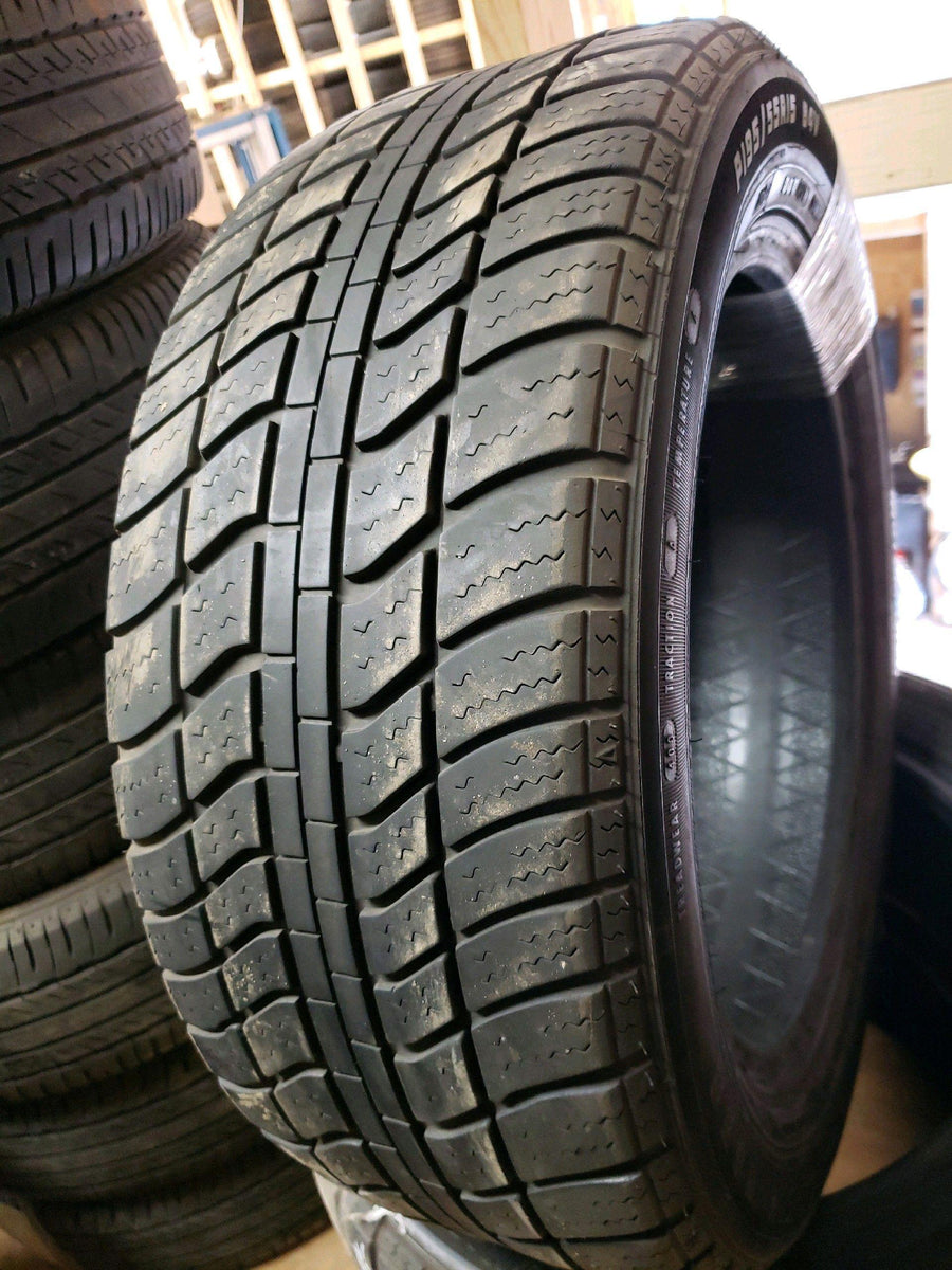 4 x P195/55R15 84V Motomaster SE