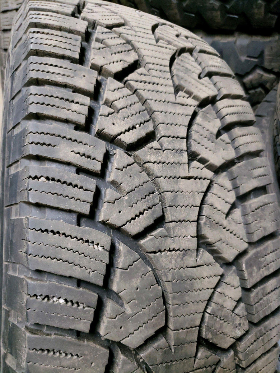 4 x LT285/70R17 121/118Q General Altimax Arctic LT